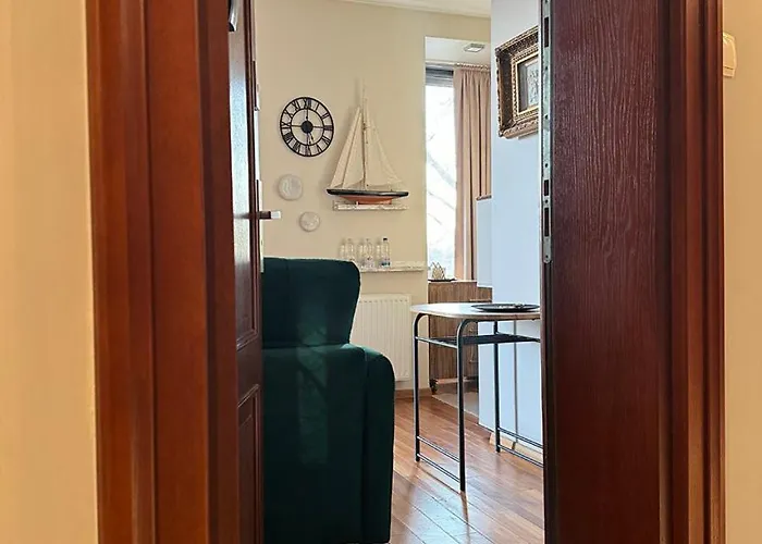 Apartment Kapitanska - Morska 2 *